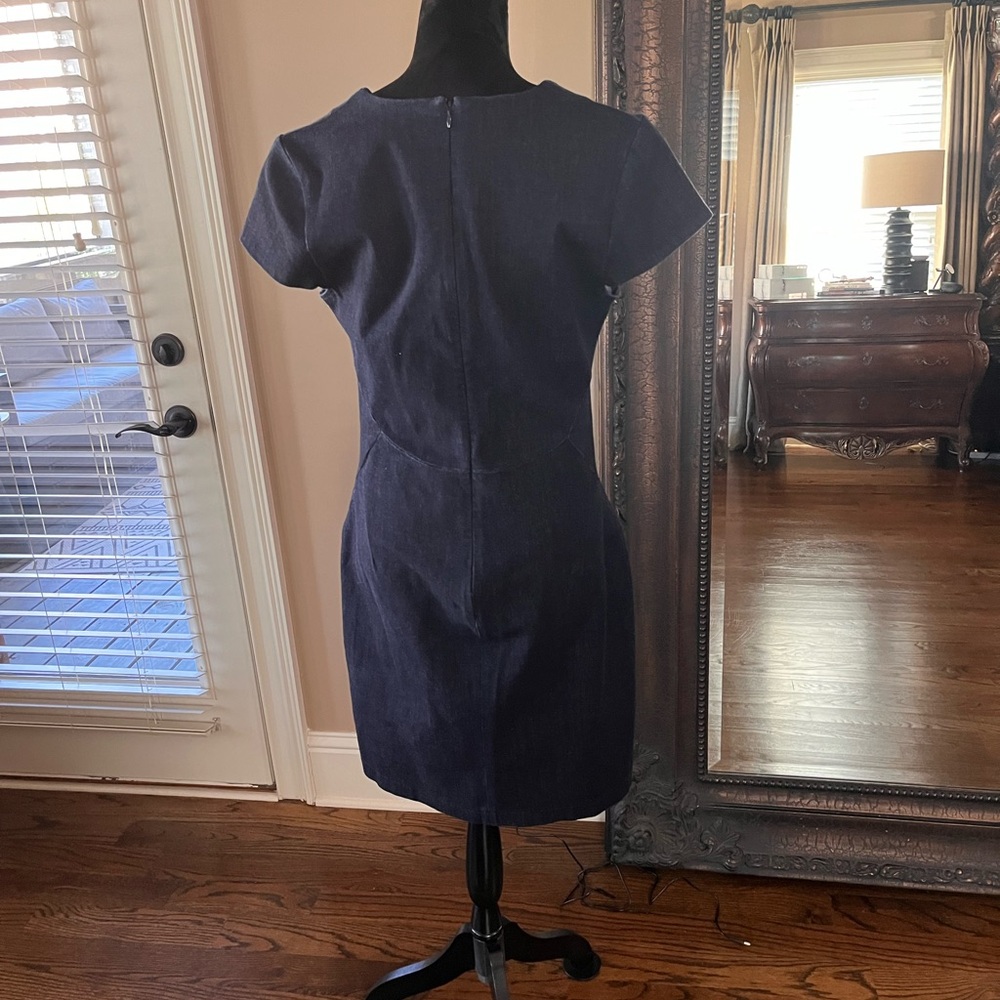 Banana Republic Denim Dress - Picture 2 of 3